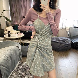 Long-sleeve V-neck T-shirt / Spaghetti-strap Plaid Dress