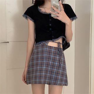 Short-sleeve Lace Trim Cropped T-shirt / Plaid Mini Skirt