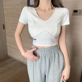 Short-sleeve V-neck Lettering Cropped Dance T-shirt