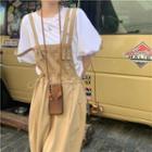 Puff-sleeve T-shirt / Cropped Jumper Pants