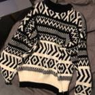 Jacquard Sweater Stripes - Black & White - One Size