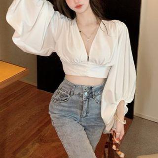 Balloon-sleeve V-neck Cropped Blouse