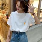 Space Embroidered Short-sleeve T-shirt