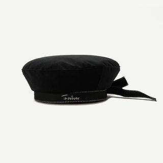 Bow-accent Velvet Beret Hat