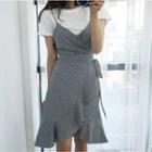 Short-sleeve T-shirt / Spaghetti Strap Tie-waist Frill Trim A-line Dress