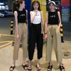 Sleeveless Chinese Character Print T-shirt / Cropped Pants With Cord