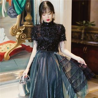 Set: Mock-neck Fringed Trim Short-sleeve Top + Midi Mesh Skirt