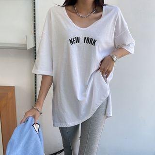 Elbow-sleeve Dip-back Letter T-shirt