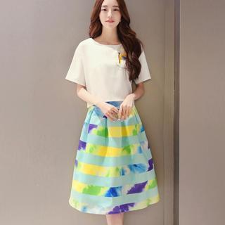 Set: Short-sleeve Top + Printed Skirt