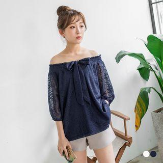 Elbow Sleeve Tie-neck Lace Top