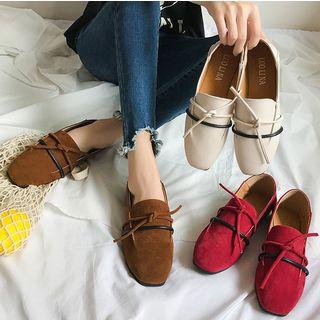 Knotted Loafers