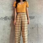 Plain Cropped T-shirt / Straight Plaid Pants