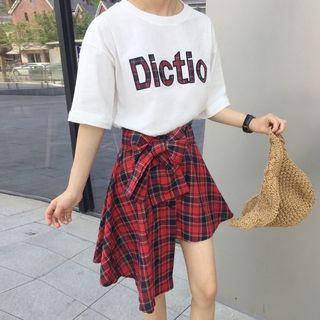Set: Lettering Elbow-sleeve T-shirt + Plaid Asymmetric A-line Skirt