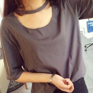 Short-sleeve Cutout Front Top