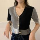 Short-sleeve Color Block Button-up Knit Top Gray & Black - One Size