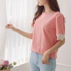 Puff-shoulder Crochet-cuff T-shirt
