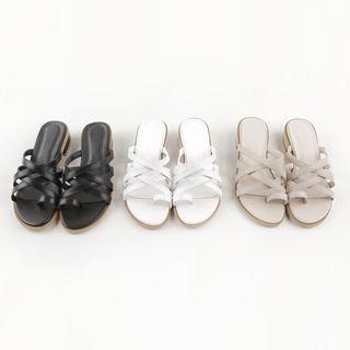 Strappy Low-heel Slide Sandals