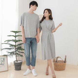 Couple Matching Short-sleeve Crew Neck T-shirt / Midi A-line Dress