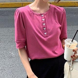 Short-sleeve Heart Button Top