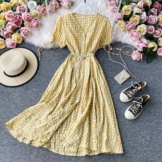 V-neck Daisy Print Short-sleeve Check Dress