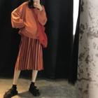 Oversize Pullover / Striped Midi A-line Skirt