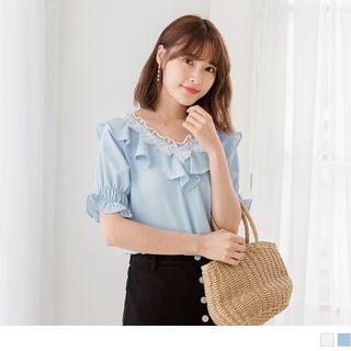 Lace Trim V-neck Ruffled Top