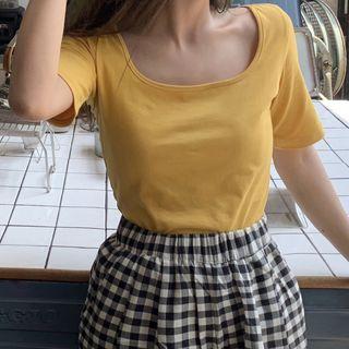 Plain Square-neck-shirt / High-waist