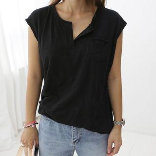 Slit-neckline Cap-sleeve Top
