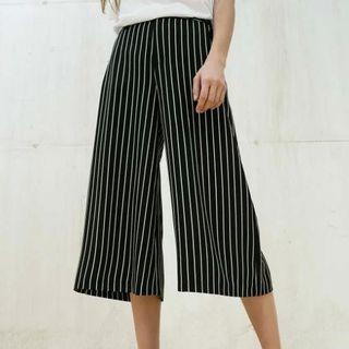 Wide-leg Cropped Striped Pants