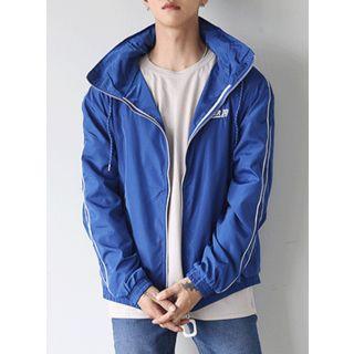 Funnel-neck Piped Windbreaker