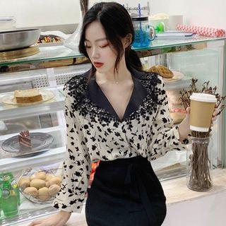 Lace Collar Floral Blouse