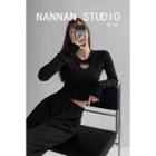 Heart-window Skinny Crop T-shirt