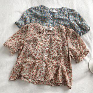 Short-sleeve Square-neck Ruffle Trim Floral Blouse