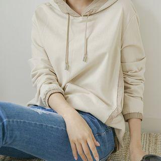 Pocket-side Piped Hoodie