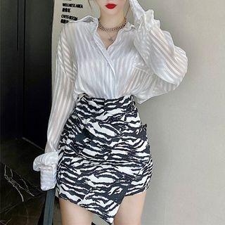 Striped Shirt / Zebra Print Mini A-line Skirt