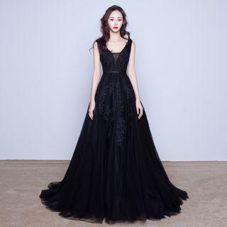 Sleeveless Applique Evening Gown