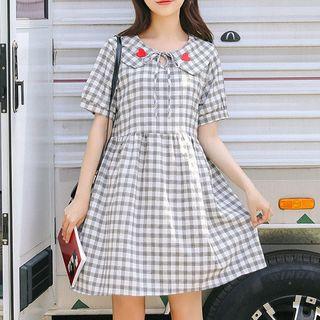Heart Embroidered Collar Short-sleeve Plaid Dress