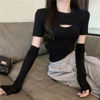 Set: Short-sleeve Cut-out T-shirt + Oversleeves