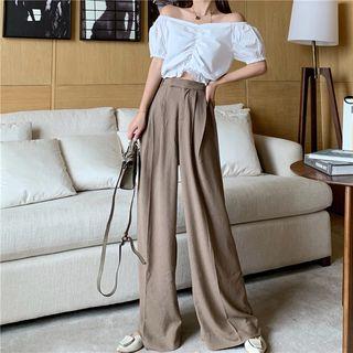 Off-shoulder Short-sleeve Cropped Top / High-waist Loose-fit Pants