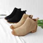 Genuine-leather Stitched Ankle Boots