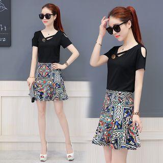 Set: Cutout Top + Floral A-line Skirt