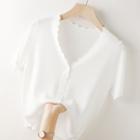Short-sleeve Scallop Trim T-shirt