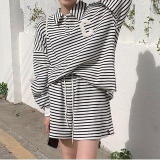 Striped Collared Sweatshirt / Shorts