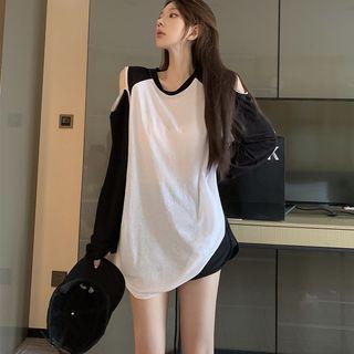 Long-sleeve Cold Shoulder Raglan T-shirt Black & White - One Size
