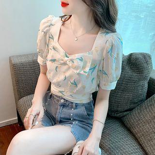Short-sleeve Floral Bow Accent Blouse