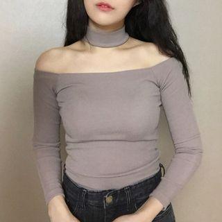 Cut-out Turtleneck Long-sleeve T-shirt