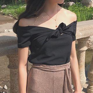 Plain Knot Accent Short Sleeve T-shirt