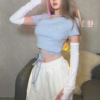 Set: Short-sleeve Tie-waist Cropped T-shirt + Oversleeves