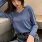 Plain Roll-up V-neck Long-sleeve Knit Top