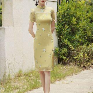 Short Sleeve Floral Embroidered Qipao Dress